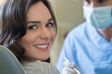 Cirugía dental y maxilofacial - Mujer